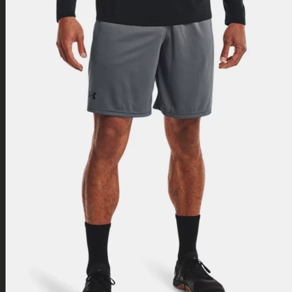 Under Armour Mens Short Loose Gray (L) - Picture 2 of 3